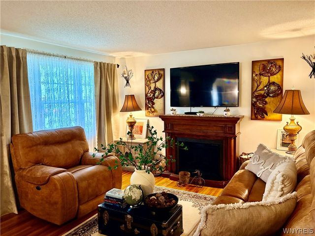 16 Kemp Avenue, Cheektowaga, NY 14225