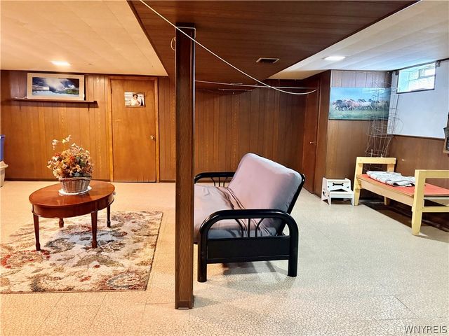 16 Kemp Avenue, Cheektowaga, NY 14225