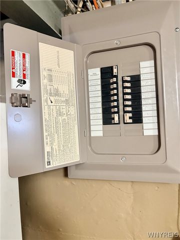 16 Kemp Avenue, Cheektowaga, NY 14225