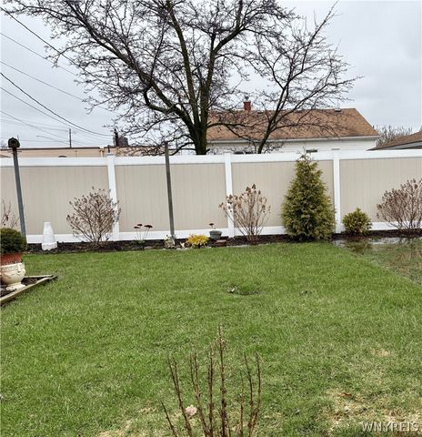 16 Kemp Avenue, Cheektowaga, NY 14225