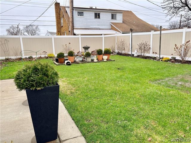 16 Kemp Avenue, Cheektowaga, NY 14225