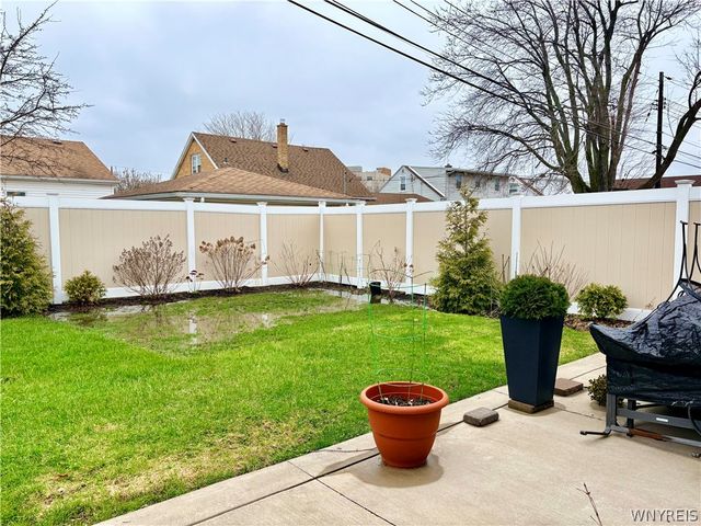 16 Kemp Avenue, Cheektowaga, NY 14225