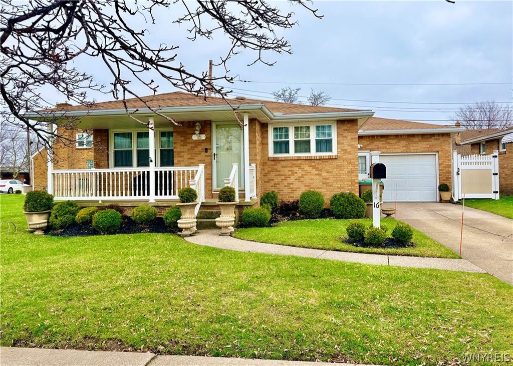 16 Kemp Avenue, Cheektowaga, NY 14225