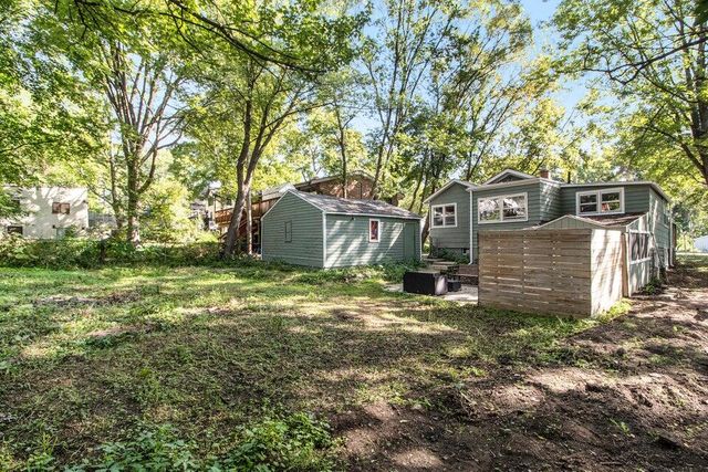 220 S 7th Street, Ann Arbor, MI 48103
