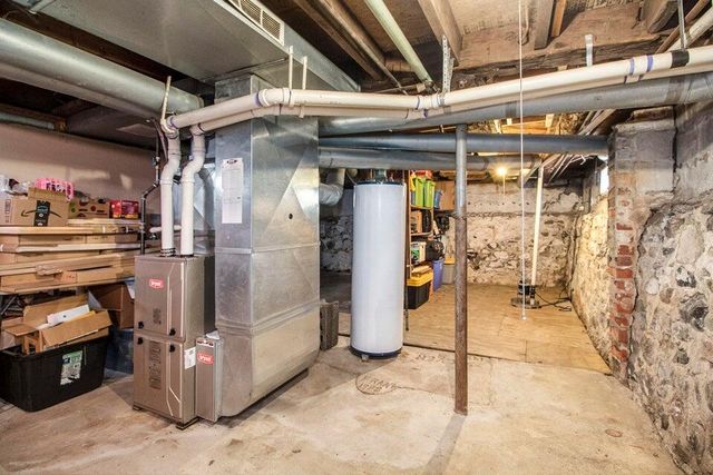 220 S 7th Street, Ann Arbor, MI 48103