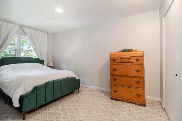 220 S 7th Street, Ann Arbor, MI 48103