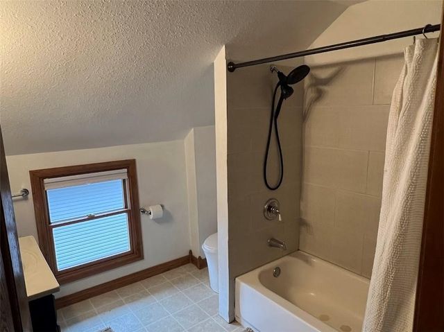 2224 11th Street, Eau Claire, WI 54703