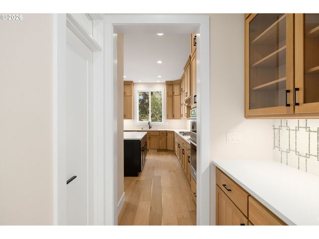 13172 Nw Carson Rd, Portland, OR 97229