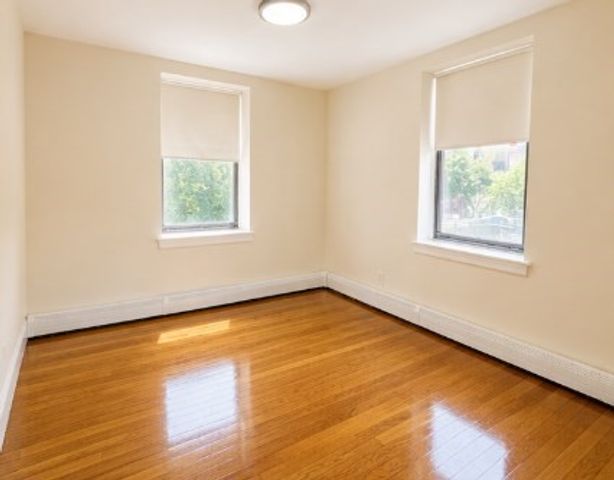 9 Victory Road 19, Boston, MA 02122