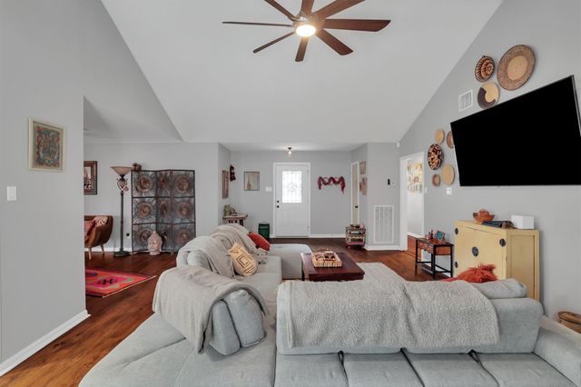 11919 Stillwater Drive, Houston, TX 77070