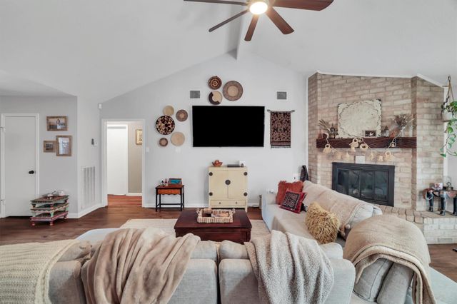 11919 Stillwater Drive, Houston, TX 77070