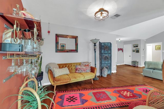 11919 Stillwater Drive, Houston, TX 77070