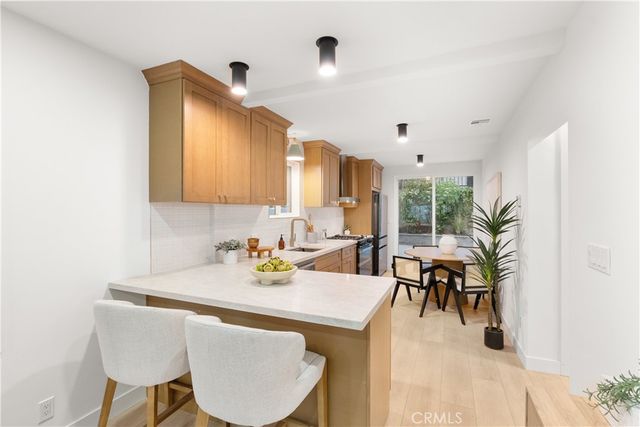 1153 Isabel, Los Angeles, CA 90065