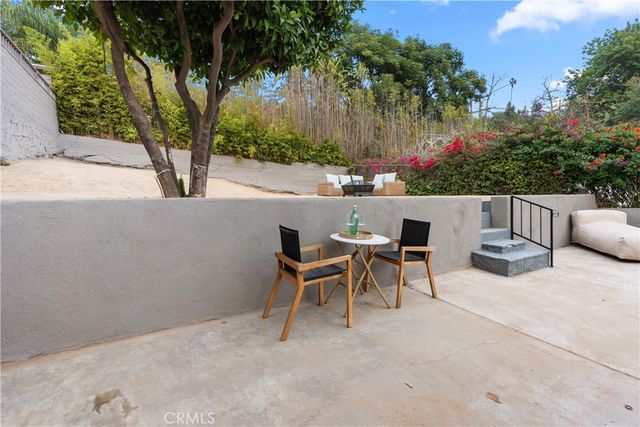 1153 Isabel, Los Angeles, CA 90065