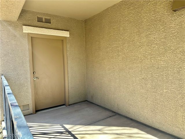 6655 Abruzzi Drive 101, North Las Vegas, NV 89084