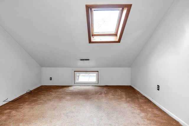 4 Hardwick Rd, Natick, MA 01760