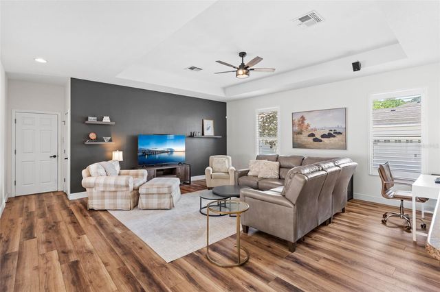 201 BURGESS DRIVE, Winter Springs, FL 32708