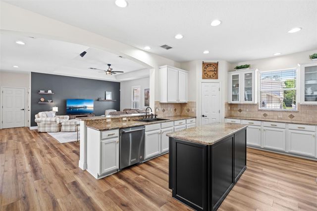 201 BURGESS DRIVE, Winter Springs, FL 32708