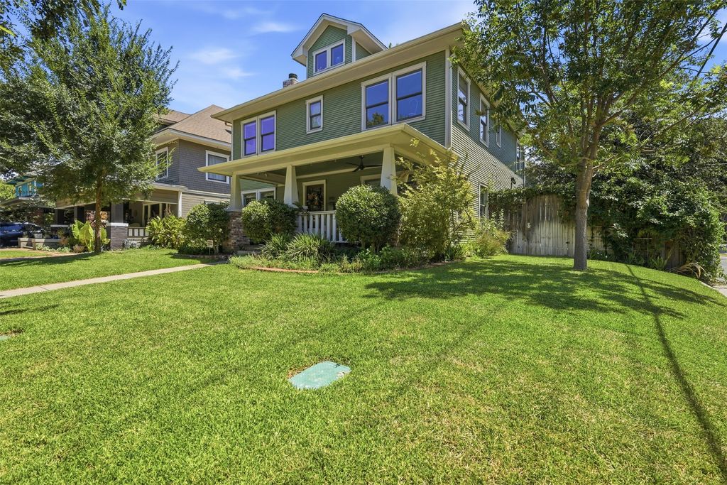 1915 Alston Avenue, Fort Worth, TX 76110 — photo 3