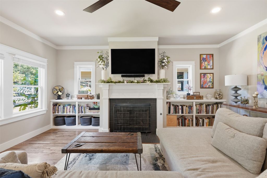 1915 Alston Avenue, Fort Worth, TX 76110 — photo 5