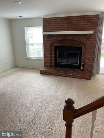 5944 POWELLS LANDING RD, Burke, VA 22015