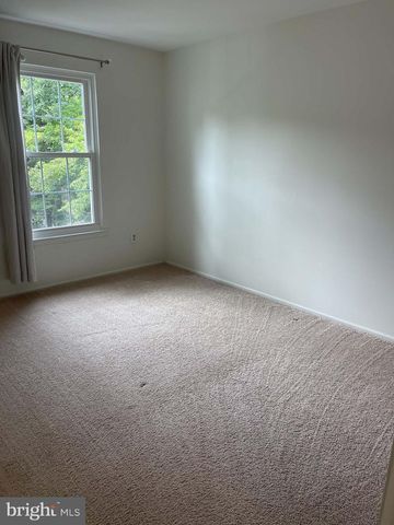 5944 POWELLS LANDING RD, Burke, VA 22015