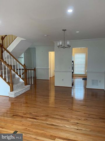 5944 POWELLS LANDING RD, Burke, VA 22015