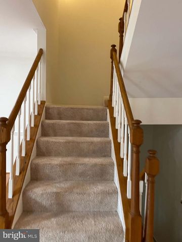 5944 POWELLS LANDING RD, Burke, VA 22015