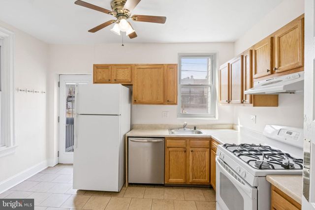 32 RANDOLPH PL NW, Washington, DC 20001