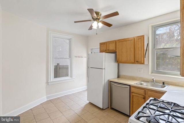 32 RANDOLPH PL NW, Washington, DC 20001