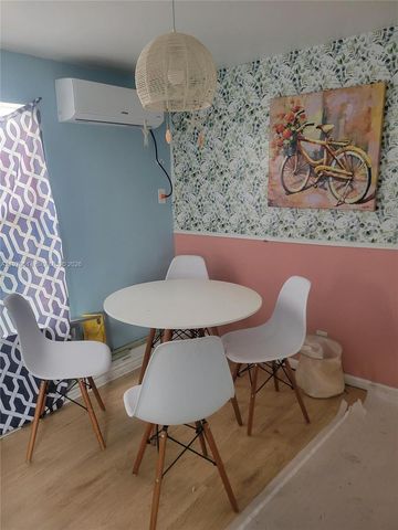 2239 Sheridan St, Hollywood, FL 33020