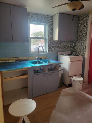 2239 Sheridan St, Hollywood, FL 33020