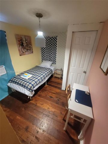 2239 Sheridan St, Hollywood, FL 33020