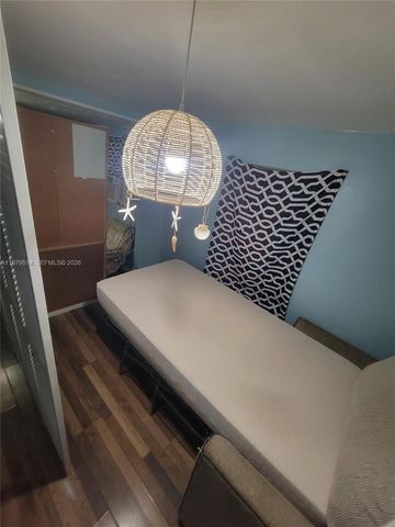 2239 Sheridan St, Hollywood, FL 33020