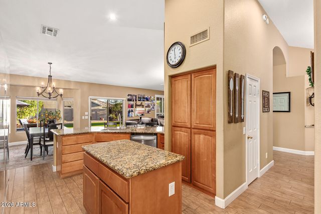 10305 E SUNBURST Drive, Sun Lakes, AZ 85248