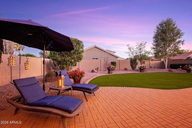 10305 E SUNBURST Drive, Sun Lakes, AZ 85248