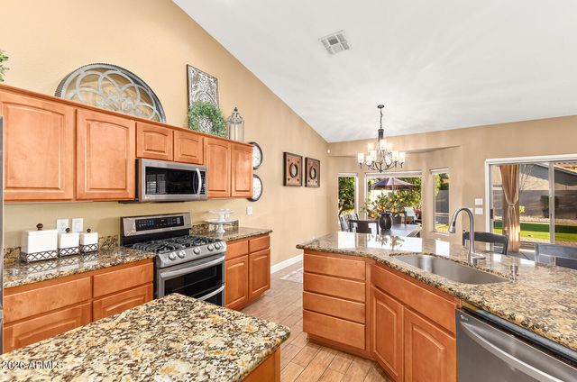 10305 E SUNBURST Drive, Sun Lakes, AZ 85248