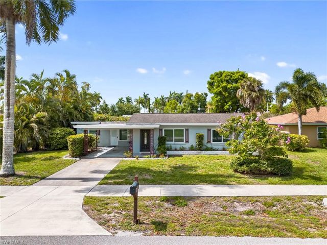 5521 Shaddelee LN W, Fort Myers, FL 33919