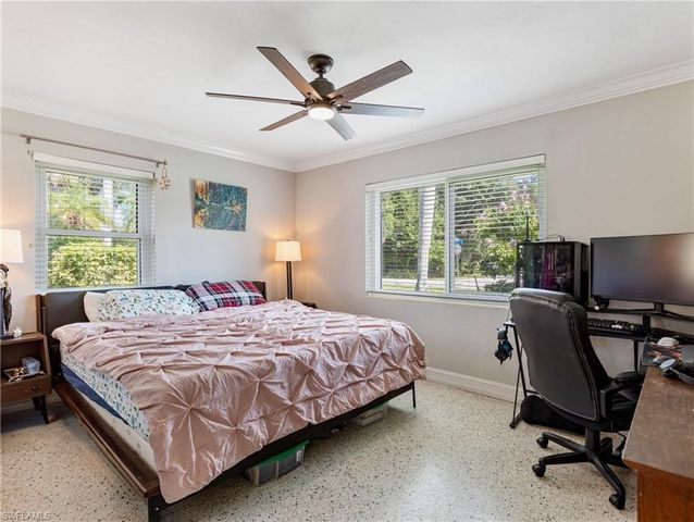 5521 Shaddelee LN W, Fort Myers, FL 33919