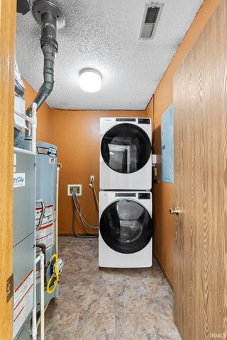 1306 Sunnyglenn Court, Bluffton, IN 46714