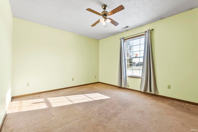 1306 Sunnyglenn Court, Bluffton, IN 46714