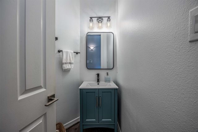 2938 N Island Drive, Seabrook, TX 77586