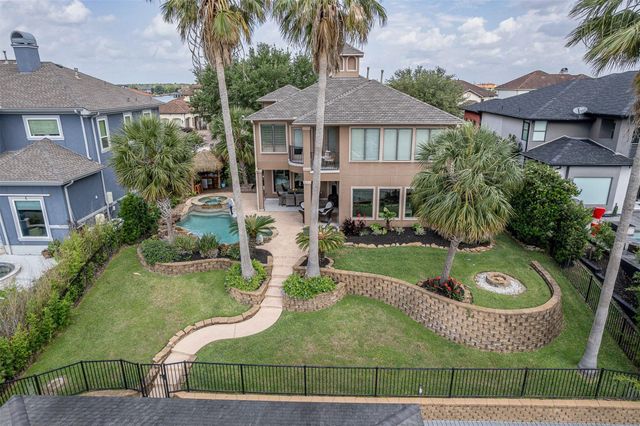 2938 N Island Drive, Seabrook, TX 77586