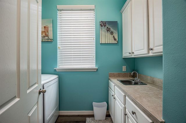 2938 N Island Drive, Seabrook, TX 77586