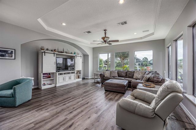 2938 N Island Drive, Seabrook, TX 77586