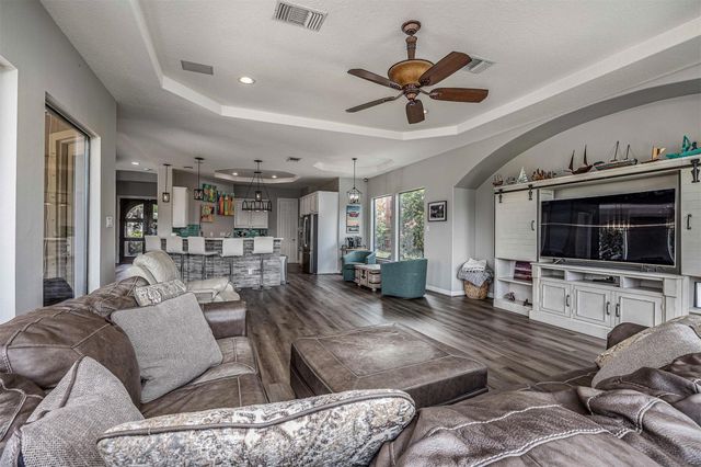 2938 N Island Drive, Seabrook, TX 77586