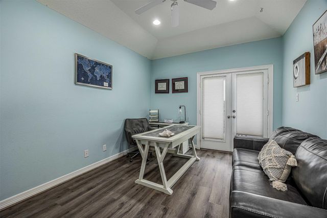 2938 N Island Drive, Seabrook, TX 77586