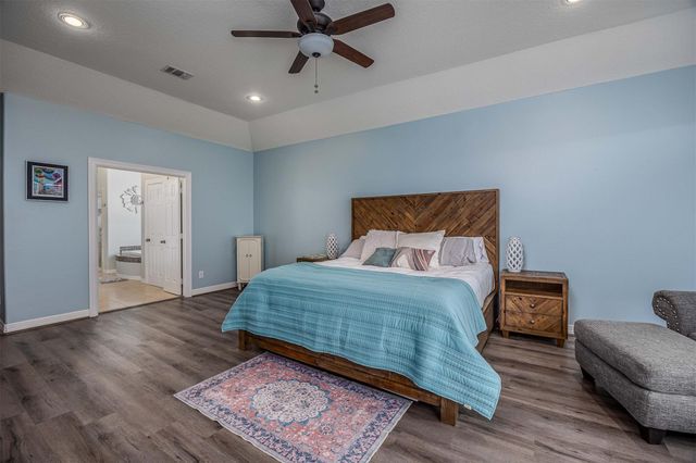 2938 N Island Drive, Seabrook, TX 77586