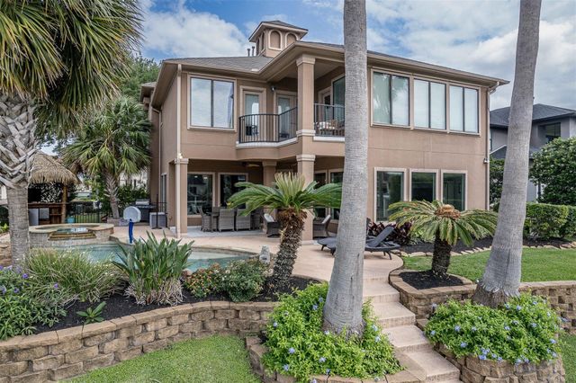 2938 N Island Drive, Seabrook, TX 77586