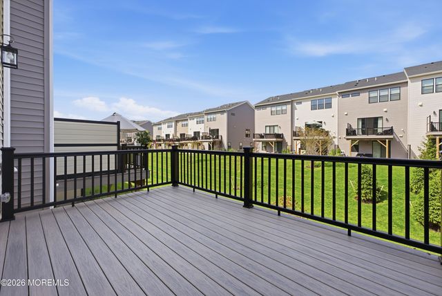 68 Augustus Drive 87, Middletown, NJ 07748